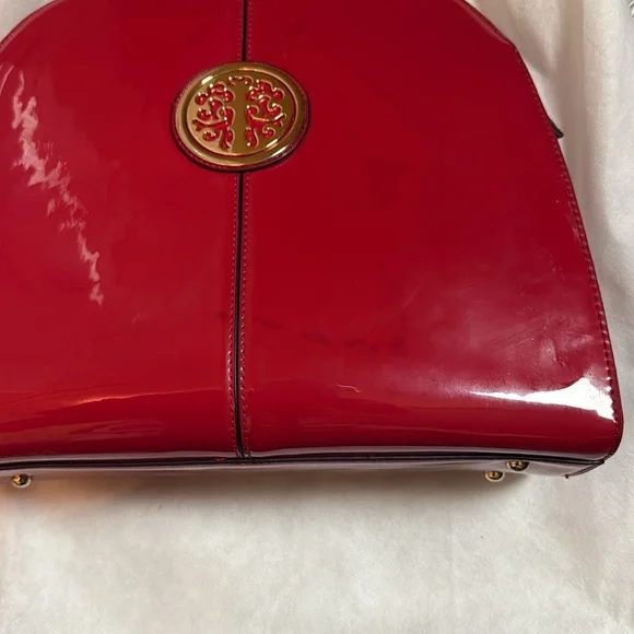 EUC Red Patent leather gold accent Ivanka Trump hand bag - Picture 6 of 12